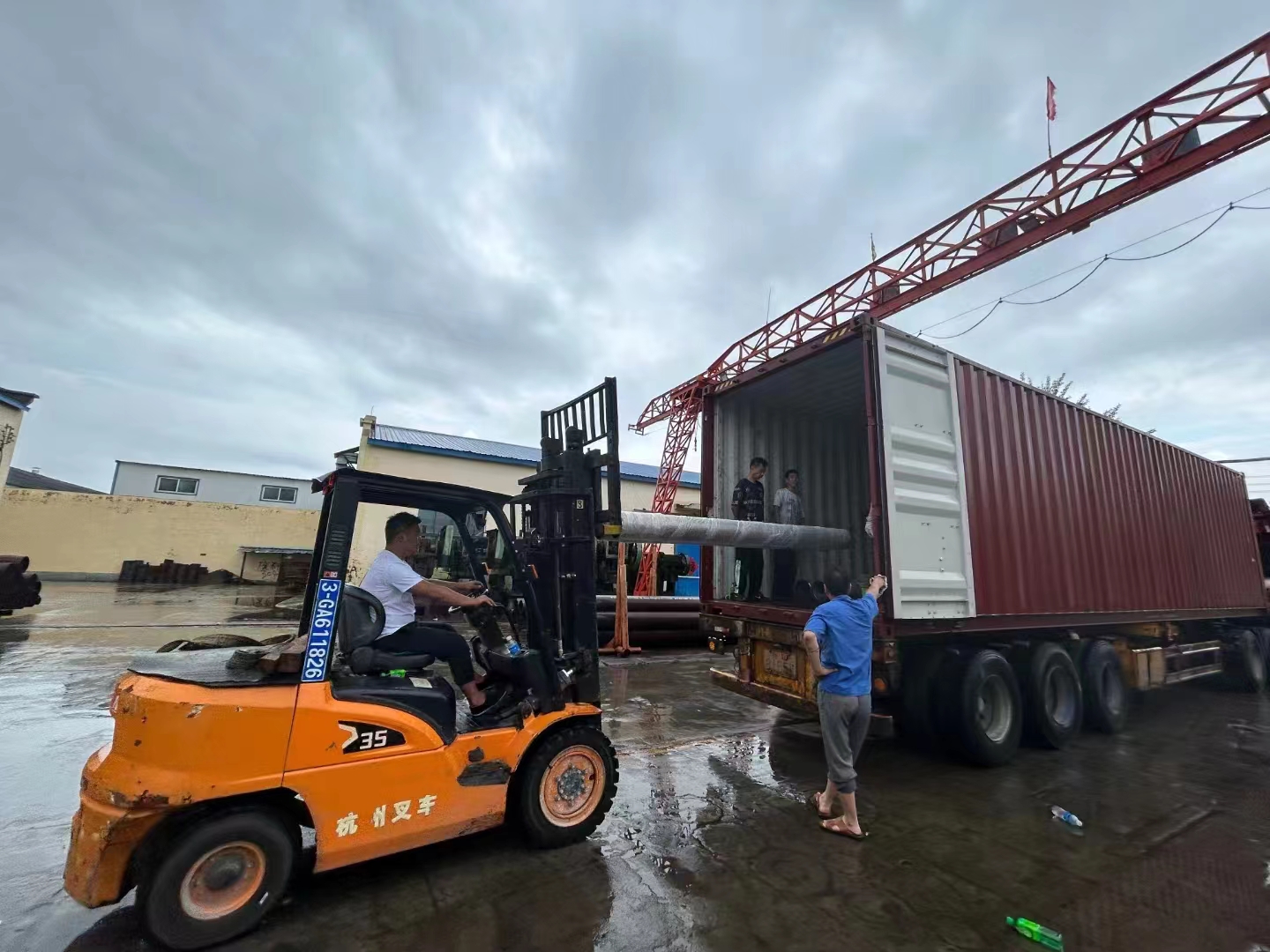 continuous slot screens